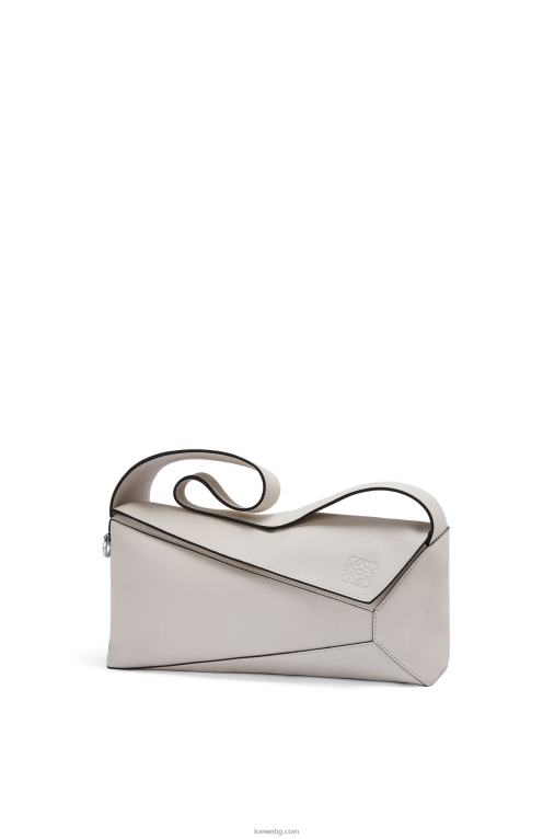 Loewe пъзел hobo чанта от телешка кожа напа F84B8438 Жени призрак