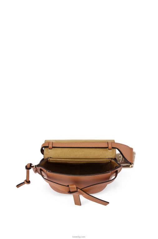 Loewe двойна мини чанта от мека телешка кожа и жакард F84B8215 Жени тен