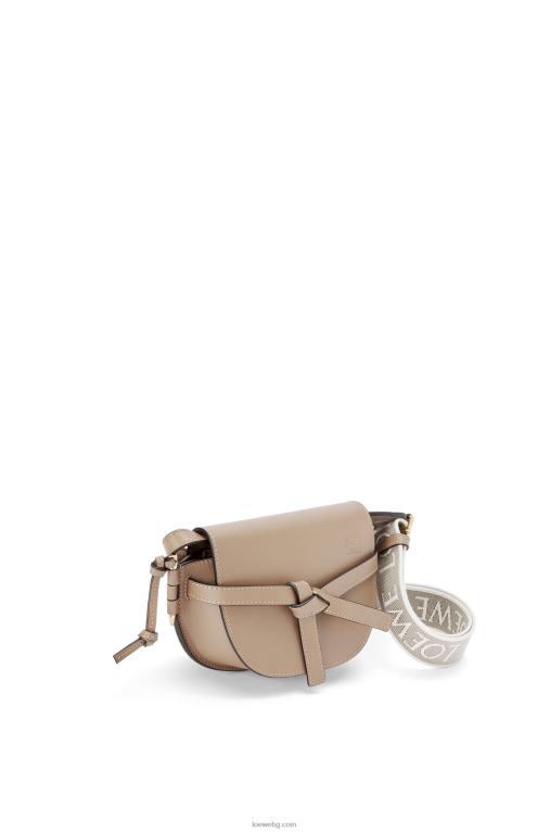 Loewe двойна мини чанта от мека телешка кожа и жакард F84B8218 Жени пясък