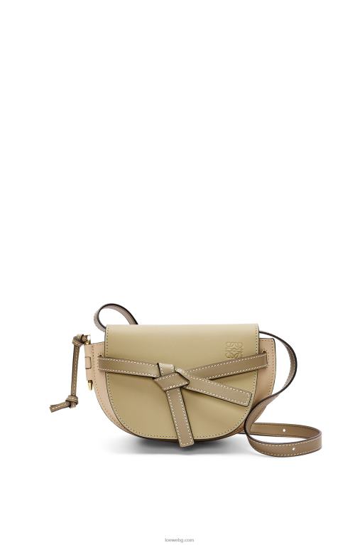 Loewe двойна мини чанта от мека телешка кожа F84B8240 Жени глина зелено/прашно бежово