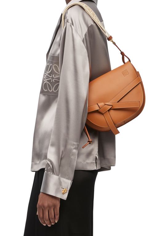 Loewe малка портална чанта от мека телешка кожа и жакард F84B8254 Жени тен