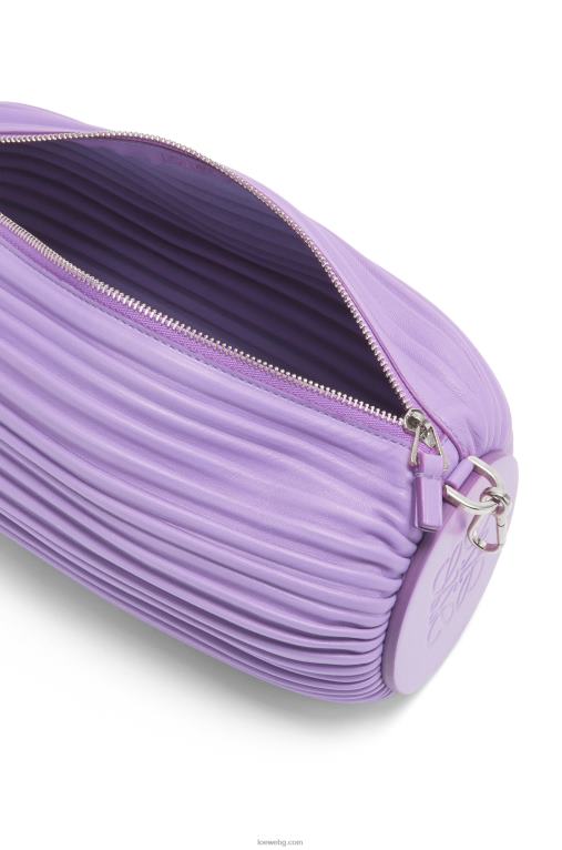 Loewe торбичка за гривна от плисирана напа F84B8376 Жени светло лилаво