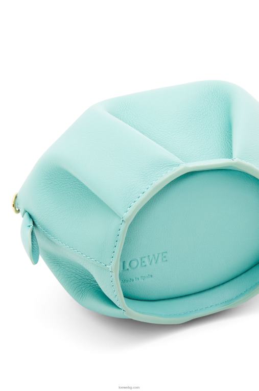 Loewe чанта за хипопотам от класическа телешка кожа F84B8392 Жени пресен джоджен