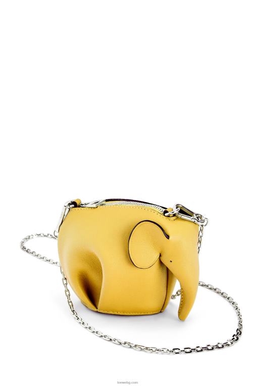 Loewe слонска чанта от класическа телешка кожа F84B8557 Жени жълто