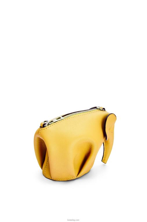 Loewe слонска чанта от класическа телешка кожа F84B8557 Жени жълто