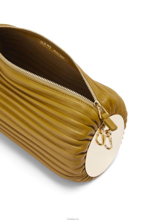 Loewe калъф за гривна от телешка кожа напа и месинг F84B8624 Жени охра