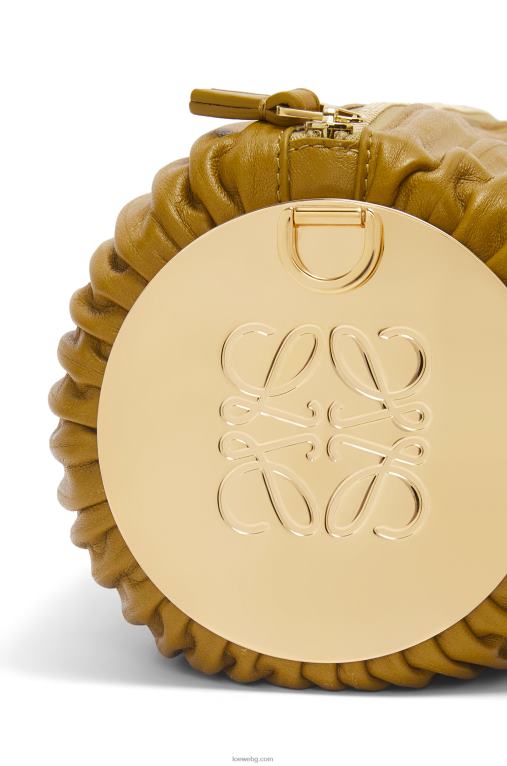Loewe калъф за гривна от телешка кожа напа и месинг F84B8624 Жени охра