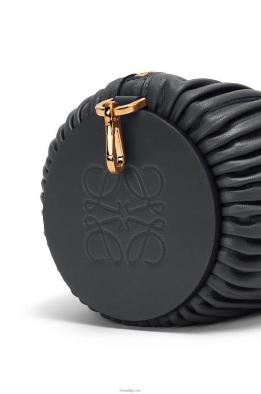 Loewe торбичка за гривна от плисирана напа F84B8632 Жени черен