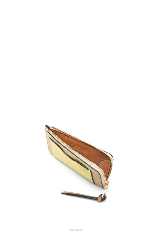 Loewe картодържател за монети от мека зърнеста телешка кожа F84B81343 Жени масло/блед лимон