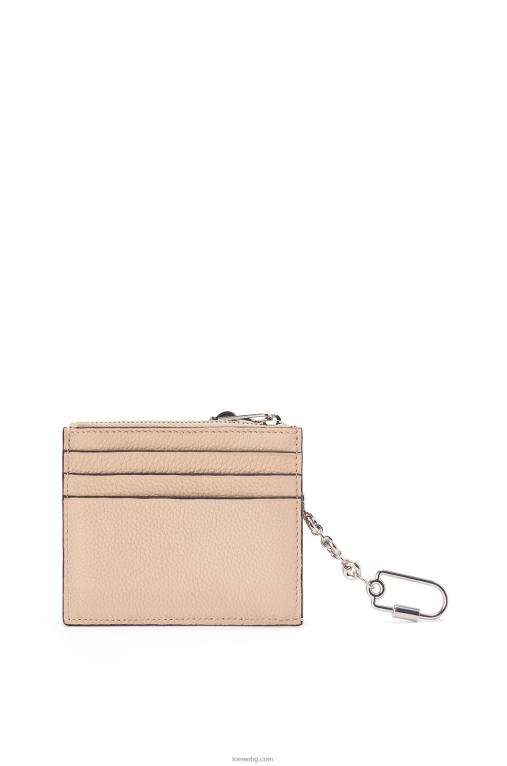 Loewe квадратен картодържател от мека зърнеста телешка кожа с верижка F84B81381 Жени гол/цитронела