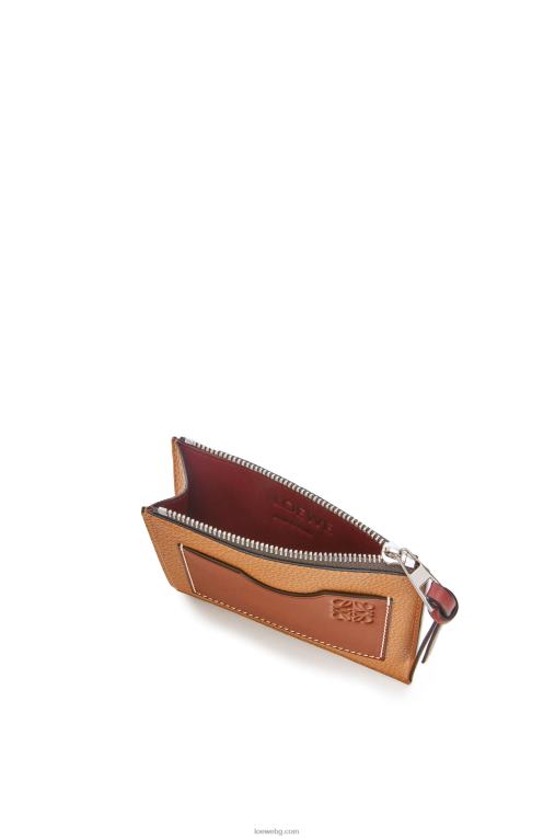 Loewe картодържател за големи монети от мека зърнеста телешка кожа F84B81385 Жени светъл карамел/пекан