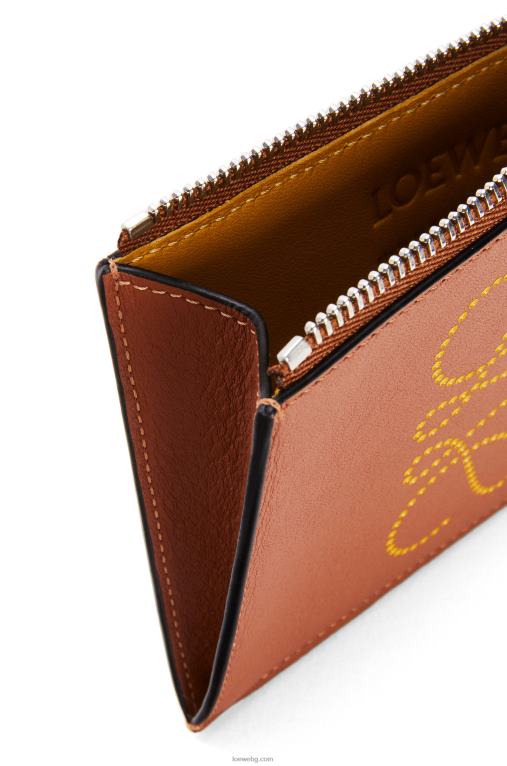 Loewe маркова картодържател за монети от класическа телешка кожа F84B81392 Жени тен/охра
