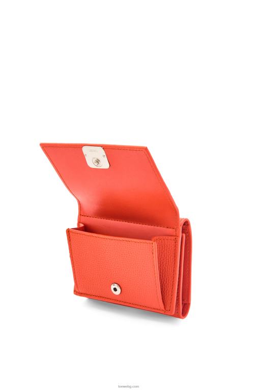 Loewe анаграм троен портфейл от зърнеста телешка кожа F84B81204 Жени изгрев оранжево