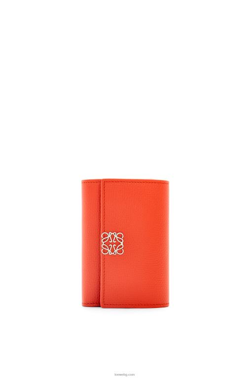 Loewe анаграм малък вертикален портфейл от зърнеста телешка кожа F84B81205 Жени изгрев оранжево