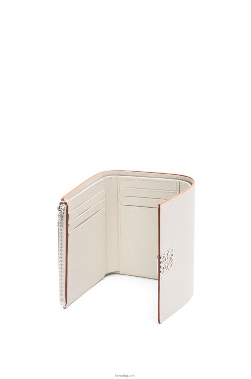 Loewe анаграм малък вертикален портфейл от зърнеста телешка кожа F84B81218 Жени светъл призрак