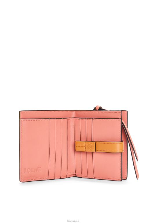 Loewe компактен портфейл с цип от мека зърнеста телешка кожа F84B81222 Жени лек овес/мед