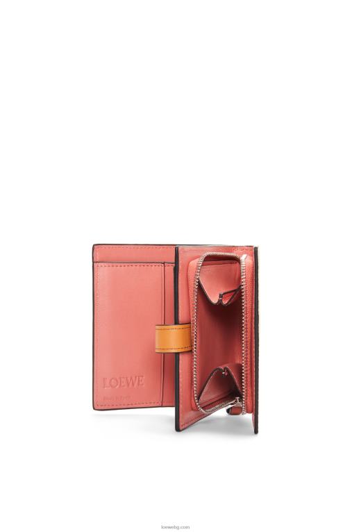 Loewe компактен портфейл с цип от мека зърнеста телешка кожа F84B81222 Жени лек овес/мед