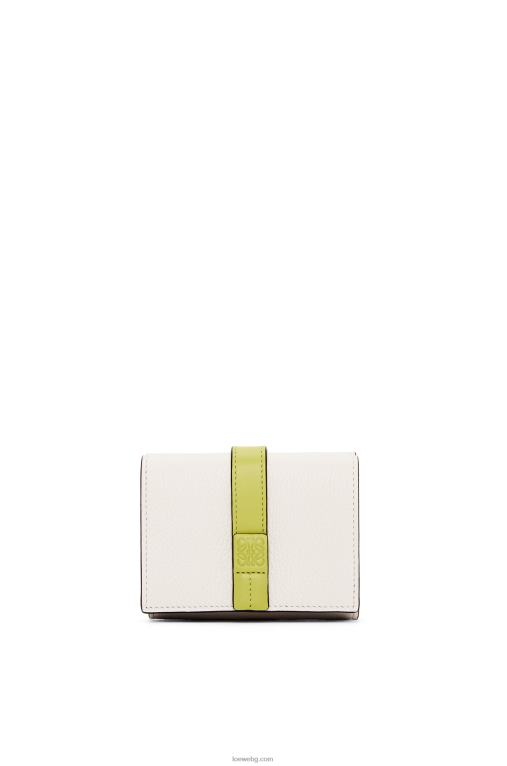 Loewe сгъваем портфейл от мека зърнеста телешка кожа F84B81227 Жени меко бяло/лайм жълто