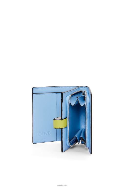 Loewe компактен портфейл с цип от мека зърнеста телешка кожа F84B81229 Жени меко бяло/лайм жълто