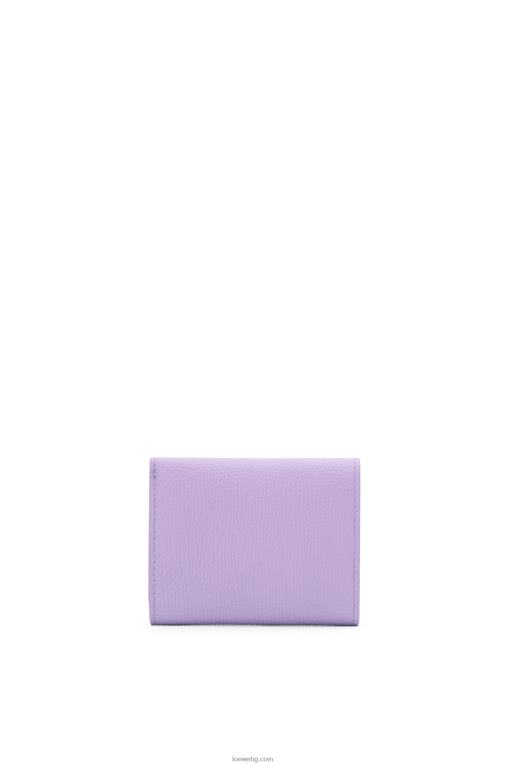 Loewe анаграм троен портфейл от зърнеста телешка кожа F84B81235 Жени светло лилаво