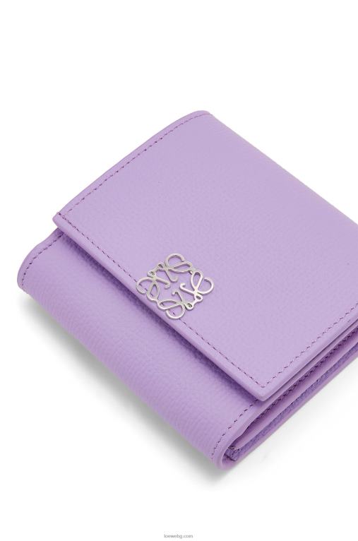 Loewe анаграм компактен портфейл с капак от телешка кожа с камъчета F84B81236 Жени светло лилаво