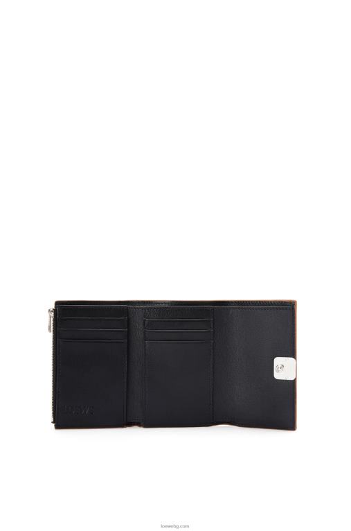 Loewe анаграм малък вертикален портфейл от зърнеста телешка кожа F84B81246 Жени черен