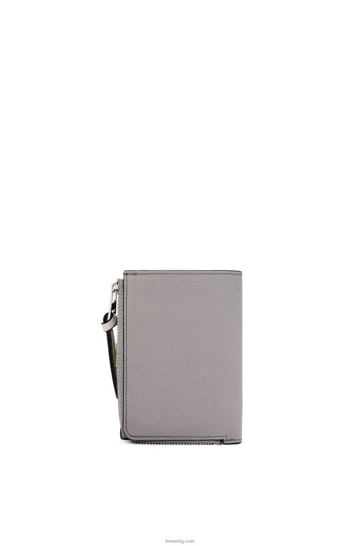 Loewe тънък двоен портфейл с цип от мека зърнеста телешка кожа F84B81251 Жени перлено сиво/светло бледозелено