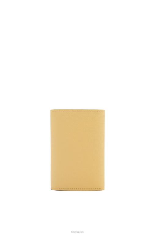 Loewe анаграм малък вертикален портфейл от зърнеста телешка кожа F84B81264 Жени тъмно масло