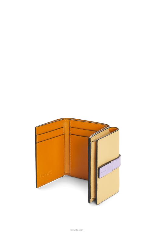 Loewe сгъваем портфейл от мека зърнеста телешка кожа F84B81266 Жени тъмно масло/лилаво