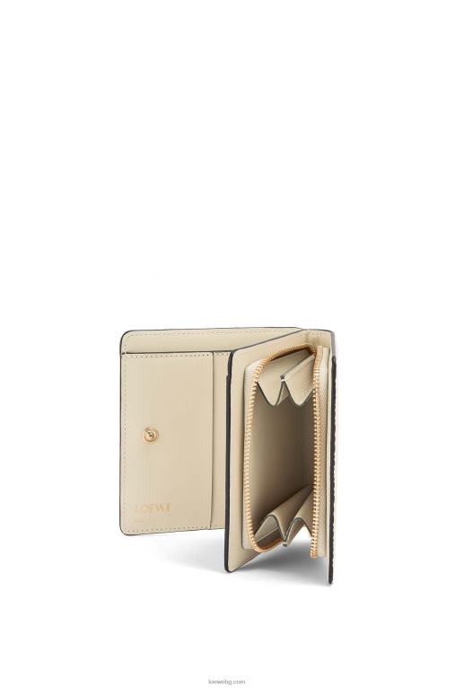 Loewe повторен компактен портфейл с цип от релефна копринена телешка кожа F84B81272 Жени лек овес