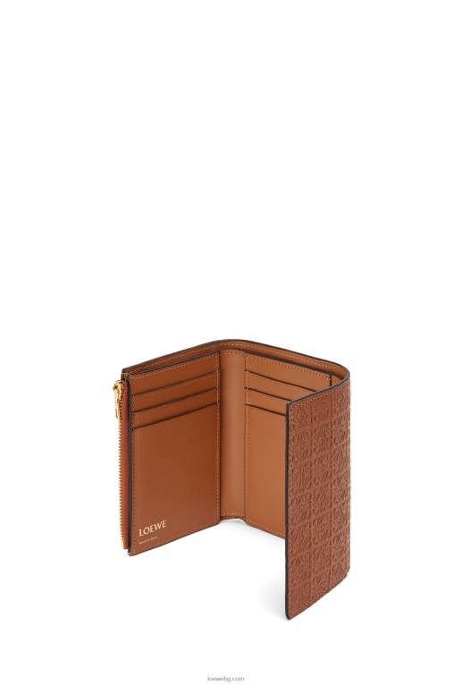 Loewe повтарящ се малък вертикален портфейл от релефна копринена телешка кожа F84B81280 Жени тен