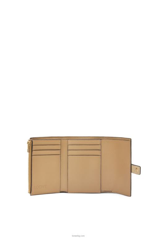 Loewe малък вертикален портфейл от мека зърнеста телешка кожа F84B81286 Жени масло/блед лимон