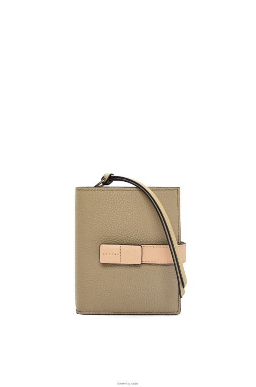 Loewe компактен портфейл с цип от мека зърнеста телешка кожа F84B81288 Жени артишок зелено/прашно бежово