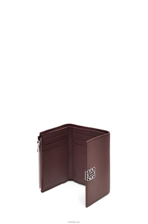 Loewe анаграм малък вертикален портфейл от зърнеста телешка кожа F84B81297 Жени бордо