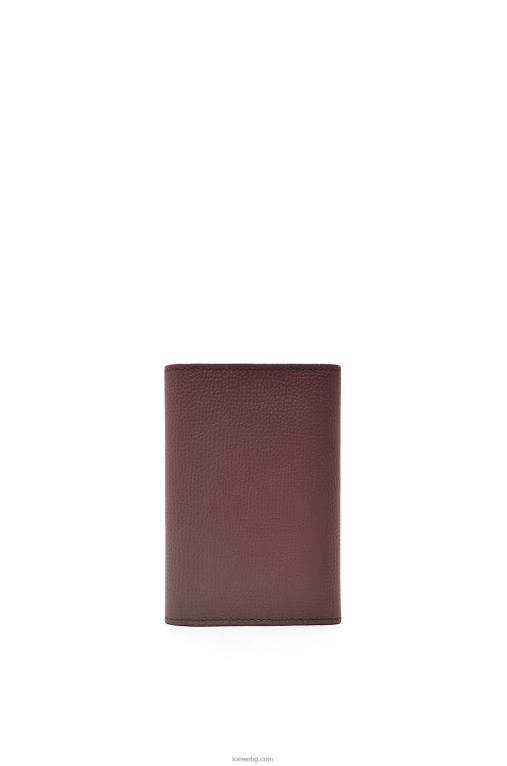 Loewe анаграм малък вертикален портфейл от зърнеста телешка кожа F84B81297 Жени бордо