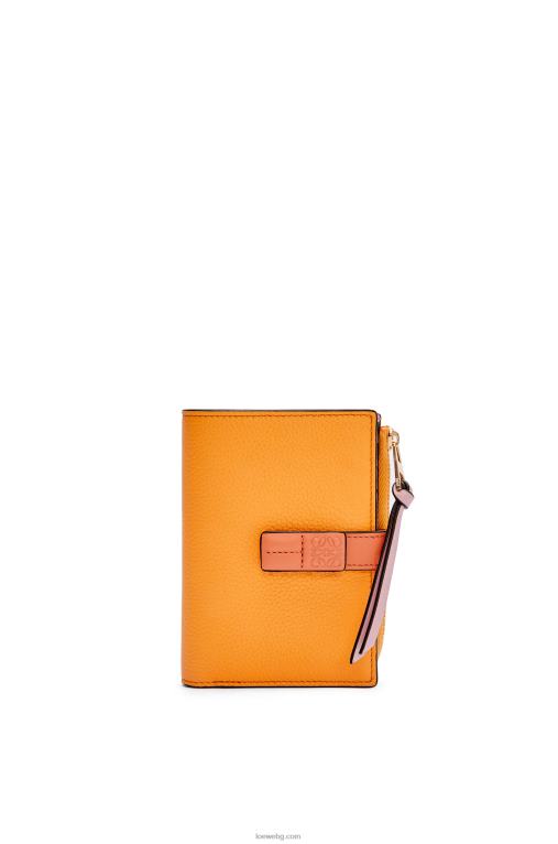 Loewe тънък двоен портфейл с цип от мека зърнеста телешка кожа F84B81299 Жени мандаринов/коралов риф