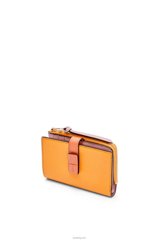 Loewe тънък двоен портфейл с цип от мека зърнеста телешка кожа F84B81299 Жени мандаринов/коралов риф