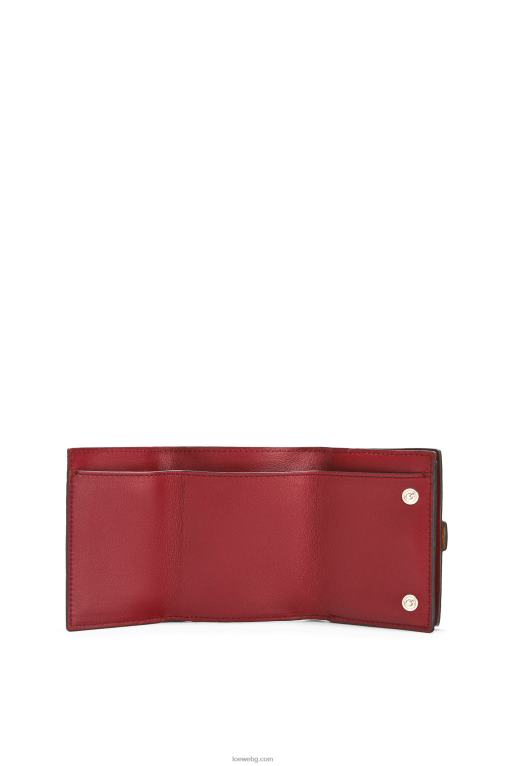 Loewe сгъваем портфейл от мека зърнеста телешка кожа F84B81316 Жени светъл карамел/пекан