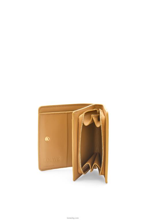 Loewe puzzle компактен портфейл с цип от класическа телешка кожа F84B81212 Жени ангора/прашно бежово