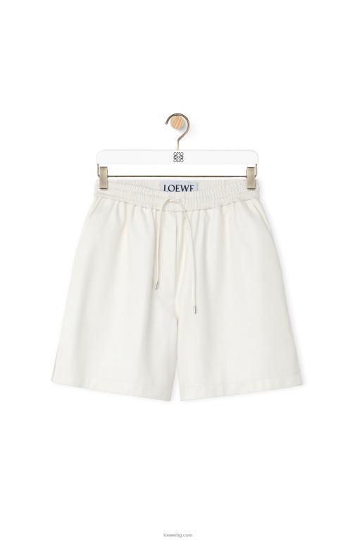 Loewe шорти от агнешка кожа напа F84B81106 Жени бяло