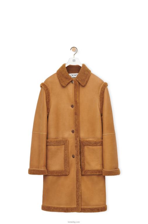 Loewe палто от овчарка F84B81122 Жени карамел