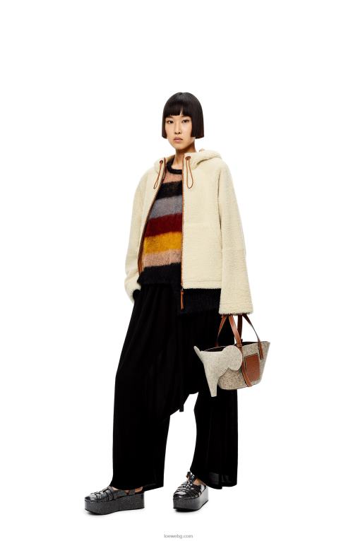 Loewe яке с качулка и цип от овче F84B81151 Жени меко бяло/тен