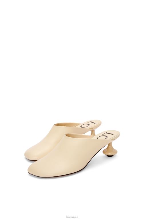 Loewe играчка муле в козя кожа F84B8725 Жени овесено мляко