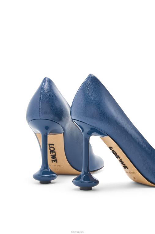 Loewe играчка помпа от козя кожа F84B8726 Жени необработен деним