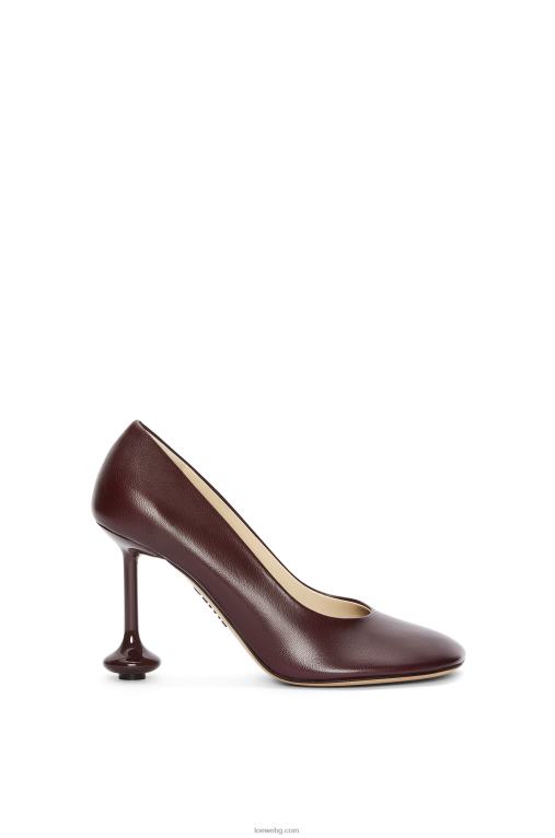 Loewe играчка помпа от козя кожа F84B8730 Жени бордо