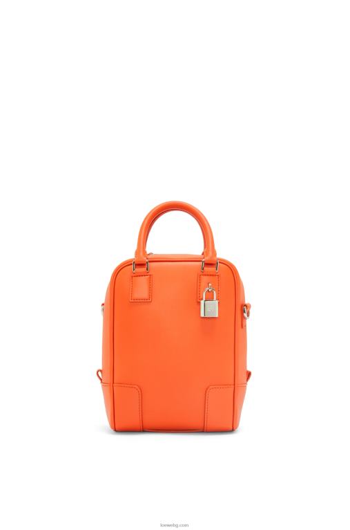 Loewe амазона 15 от телешка кожа напа F84B8146 мъже оранжево