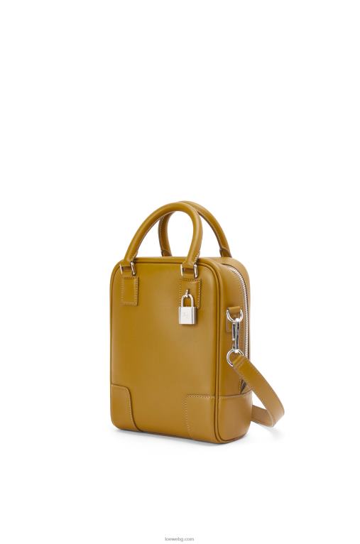 Loewe амазона 15 от телешка кожа напа F84B8175 мъже охра
