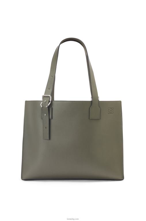 Loewe хоризонтална чантичка с катарама от класическа телешка кожа F84B8180 мъже каки зелено