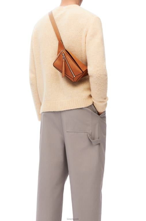 Loewe мини чанта пъзел от класическа телешка кожа F84B8278 мъже тен