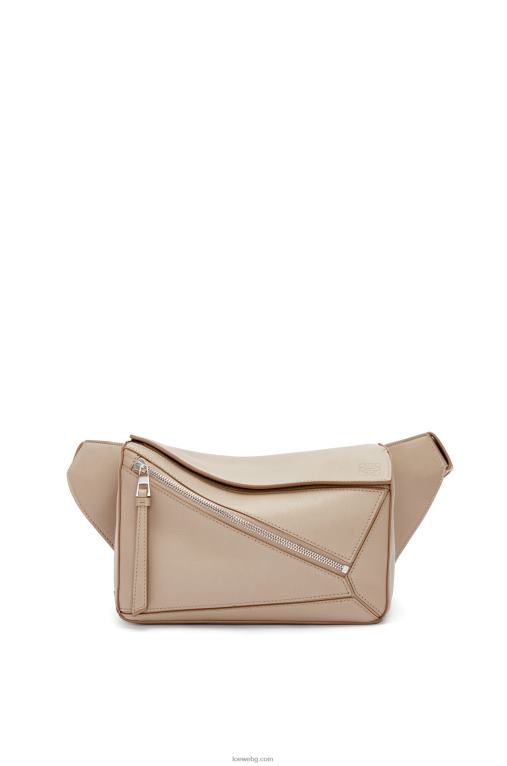 Loewe малка чанта пъзел от класическа телешка кожа F84B8562 мъже пясък